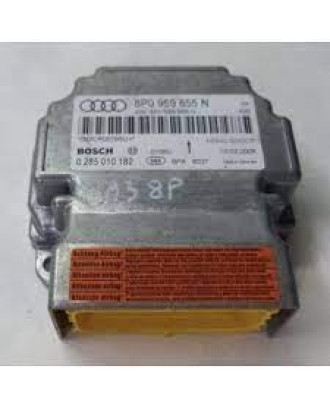 Calculateur AIRBAG 8P0959655N 0285010182 Audi